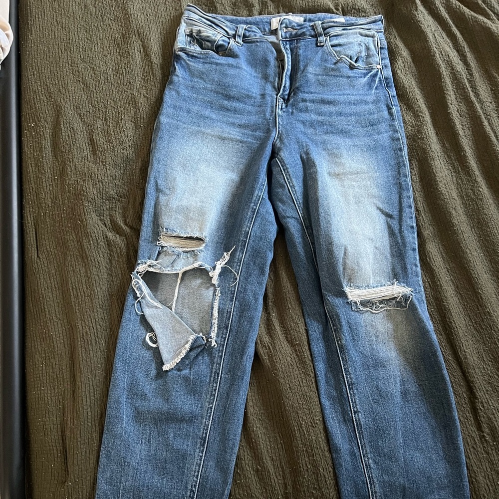 Risen jeans! Amazing quality and fit. Barely worn